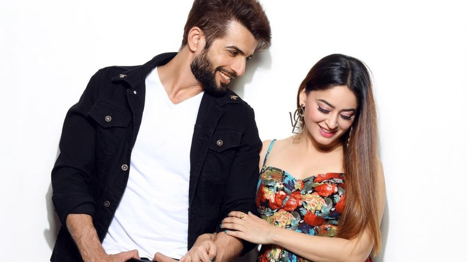 Mahhi Vij Refutes Divorce Rumors, Calls Jay Bhanushali Family Amid Alimony Claims