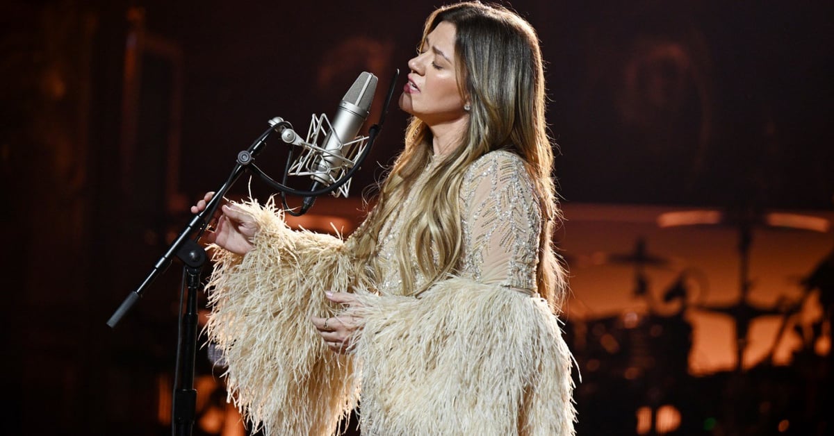 Kelly Clarkson Expands 2026 Vegas Residency Before First Show Post-Tragedy