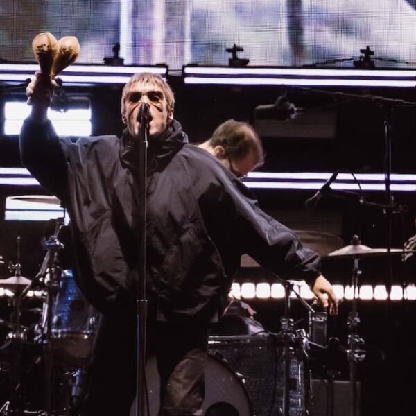 Liam Gallagher Calls Out Melbourne Concertgoer for Launching Flare